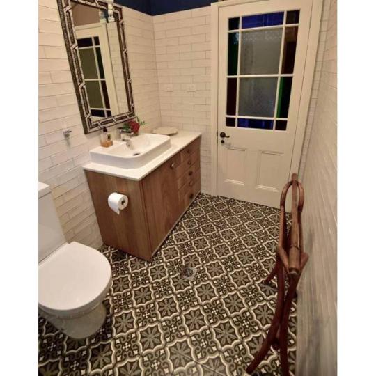 mainzu centro florentine white cementlap 20 viragtervezes mintas szurke fekete feher mediterran etkezo konyha vintage country balaton nyaralo jarolap padlolap csempe falburkolat bisztro etterem.jpg